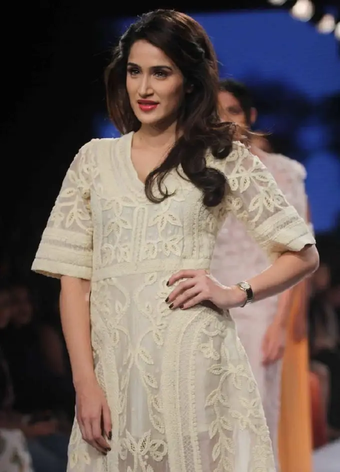 SAGARIKA GHATGE AT LAKME FASHION WEEK SUMMER RESORT